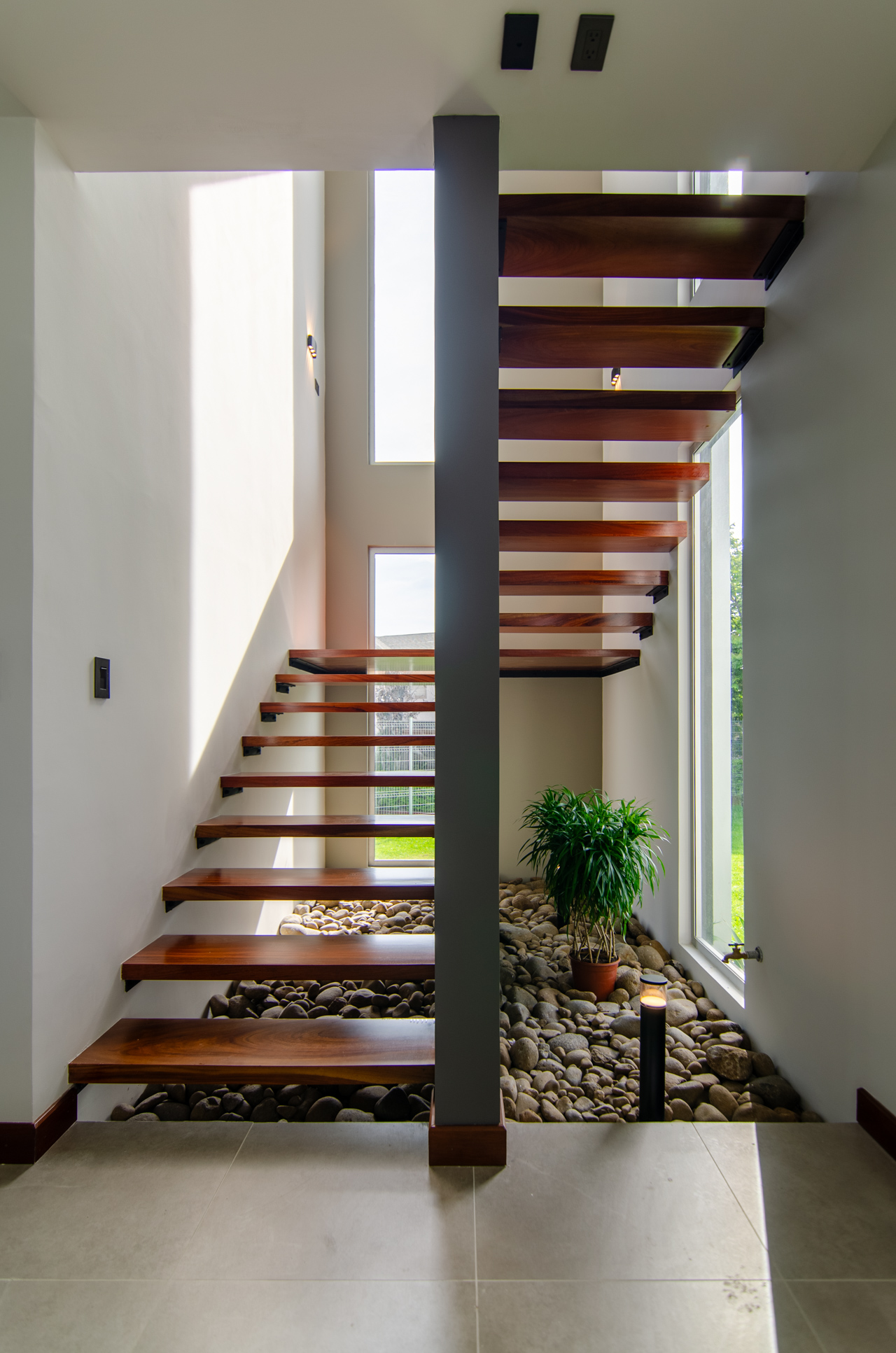 L10arq_RJH_WEB_1933x1280-25